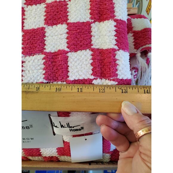 Nicole Miller Home Chenille Throw Blanket Pink White Checkered Fringe 50x70 New - Picture 10 of 13